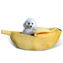 Load image into Gallery viewer, Cozy  Banana Cushion Kennel